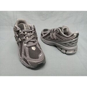 New Balance 1906 Sneakers PC1906EX Mesh Grey Black Kids Size 3 NEW IN BOX!